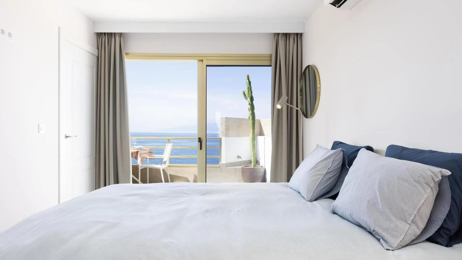 Apartment Lujoso Apartamento Frente Al Mar Con Terrazas, Aire Acondicionado Y Wi-Fi En Tenerife - Es-279-8 Santiago del Teide Spanien